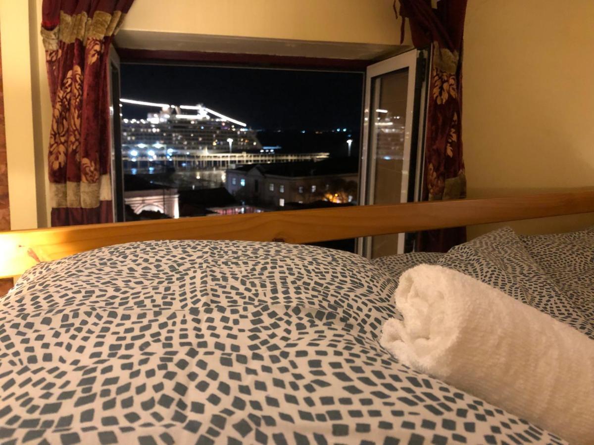 Pequeno Hostel 리스본 외부 사진